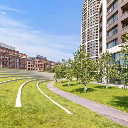 Sky Park Skyline Views - Castle And *