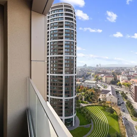 Apartamento Sky Park 15Th Floor Castle And City View *