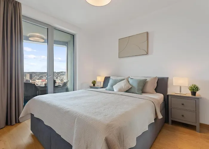 Apartment Sky Park Skyline Views - Castle And Pressburg