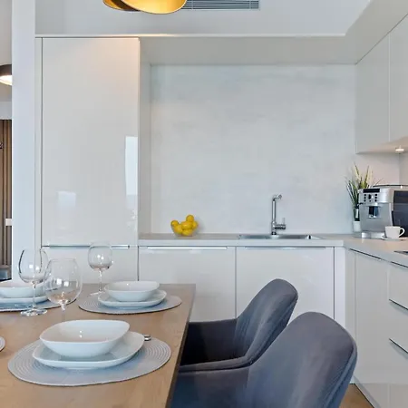 Sky Park Skyline Views - Castle And